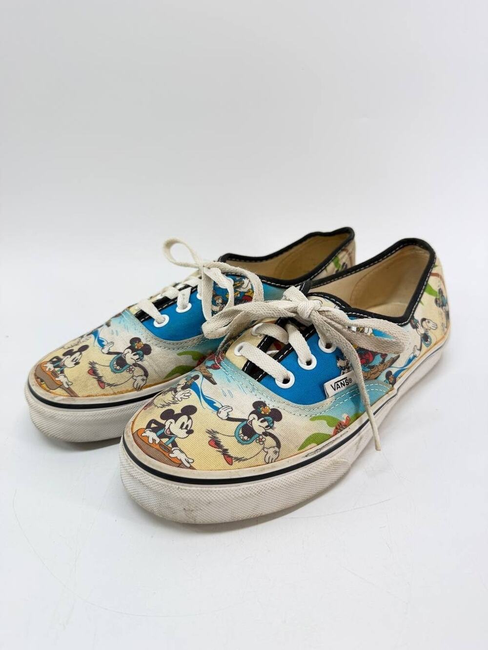 Vans x Disney Mickey Mouse Surf Print Sneakers Women's 7 Men's 5.5